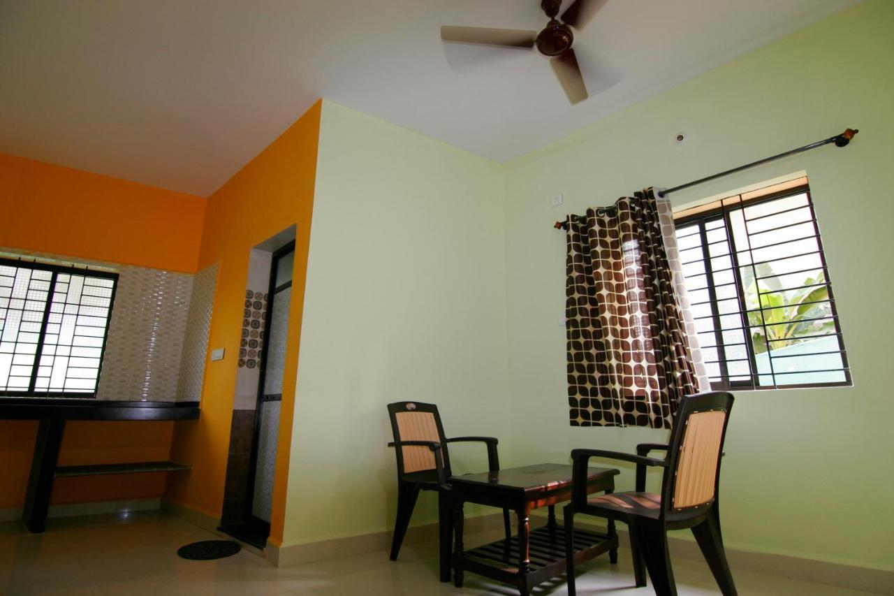 Rudra Holidays Guest House Arambol Eksteriør bilde