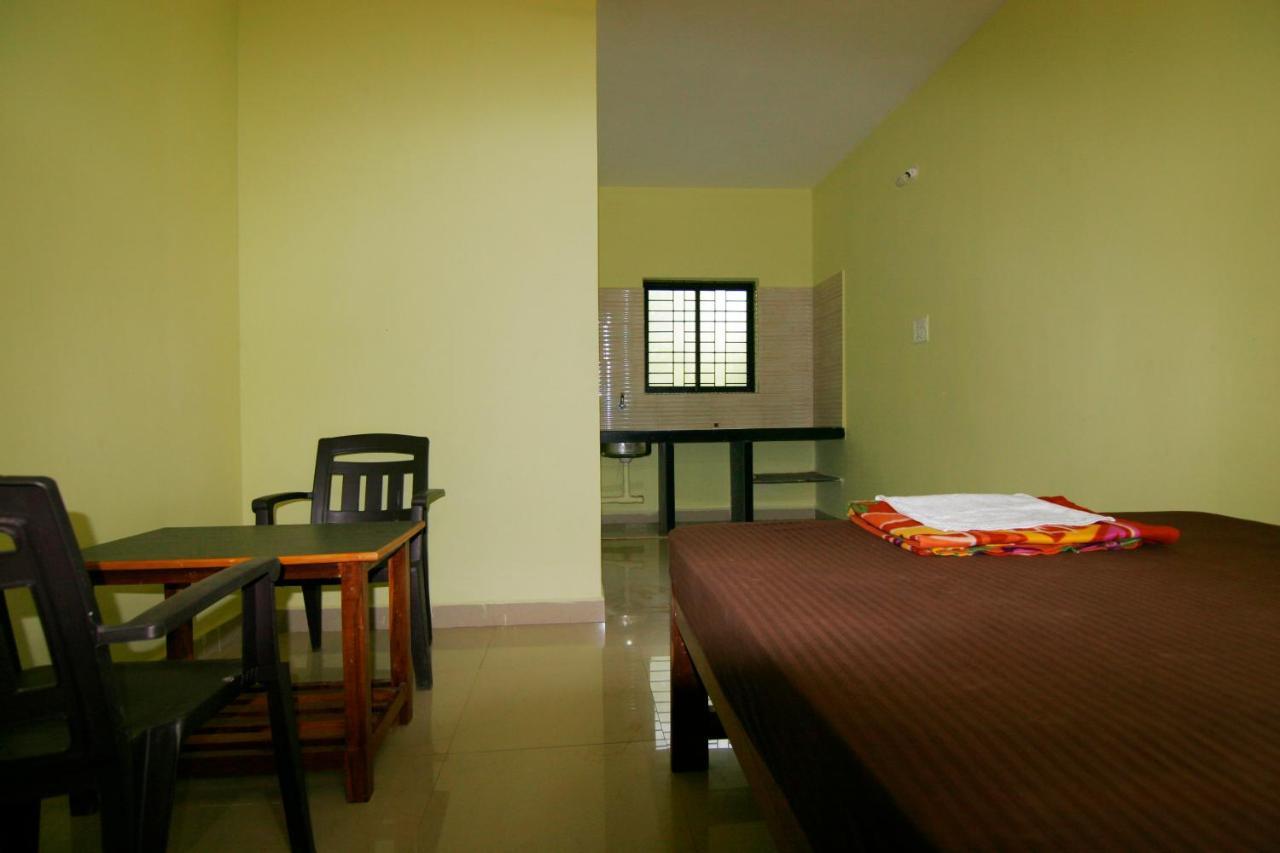 Rudra Holidays Guest House Arambol Eksteriør bilde