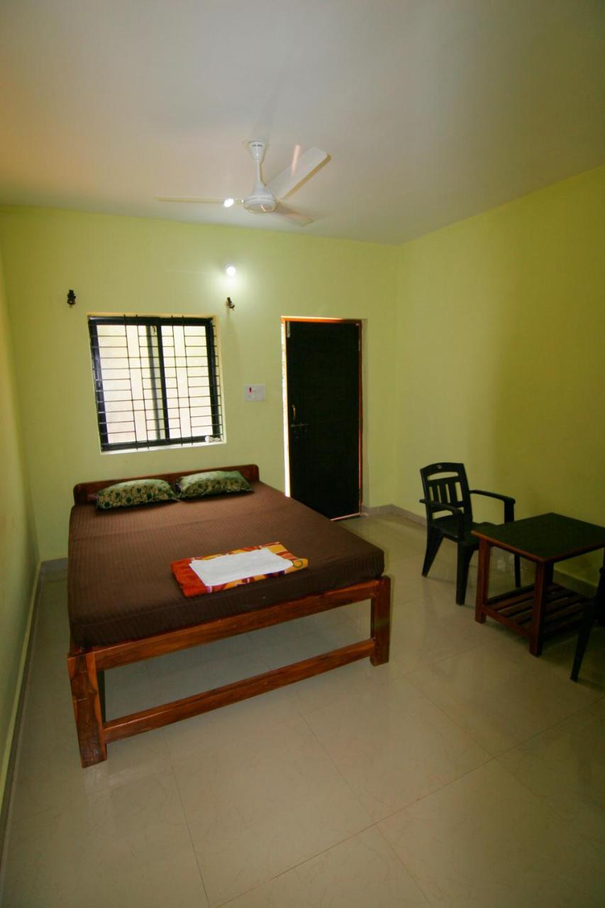 Rudra Holidays Guest House Arambol Eksteriør bilde