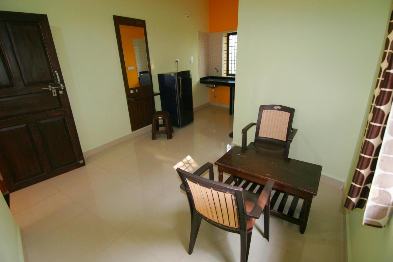 Rudra Holidays Guest House Arambol Eksteriør bilde